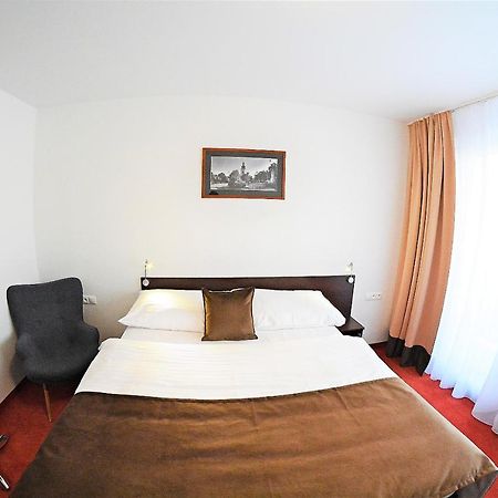 Alexandra Sport Hotel Puhó Kültér fotó